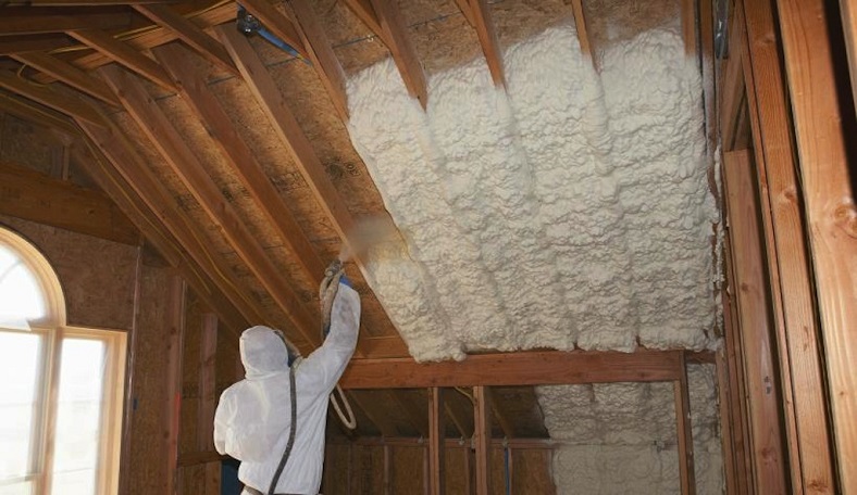 net-zero-usa-spray-foam-insulation-application.jpg