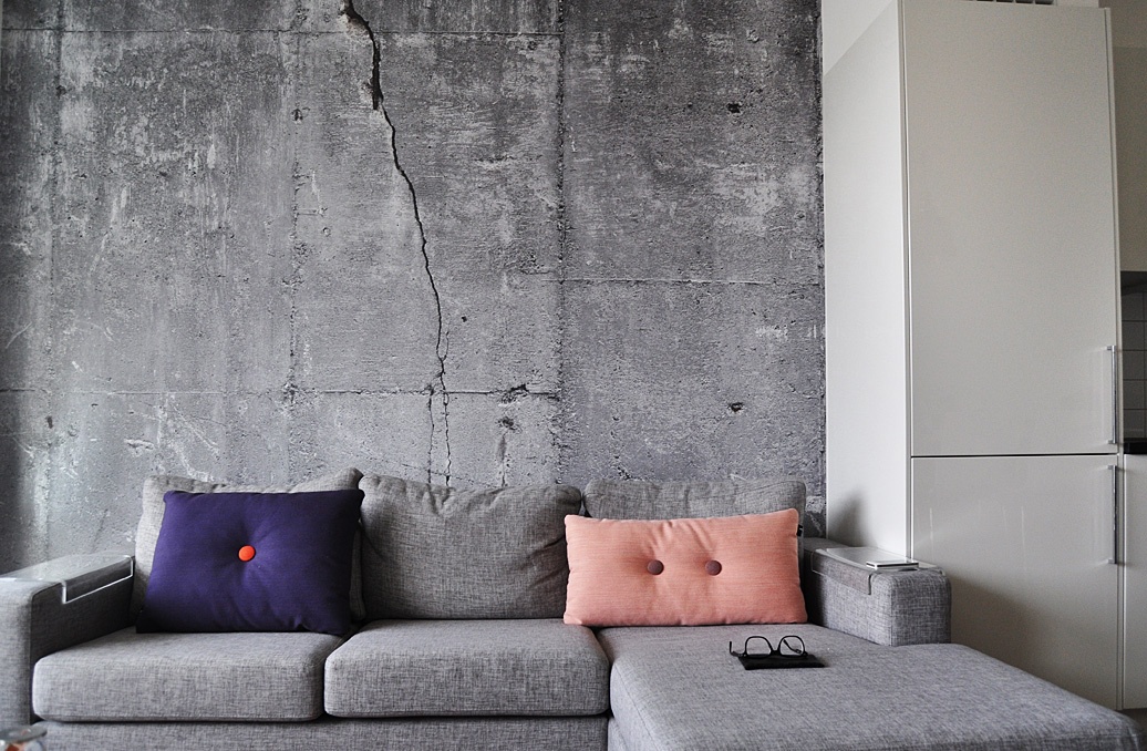 Зачем штукатурить бетонные стены? | Блог Ангстрем